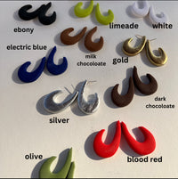 Color selections for the "J Hoop Earrings" with color labels.